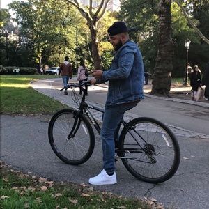 Meet your Posher, Andre